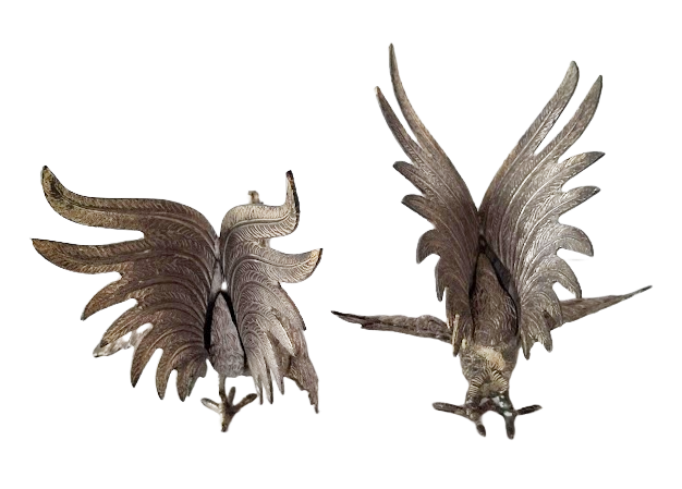 Pair of fighting roosters, vintage