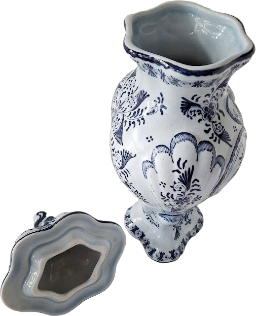 Delft urn with lid ("lockurna"), vintage
